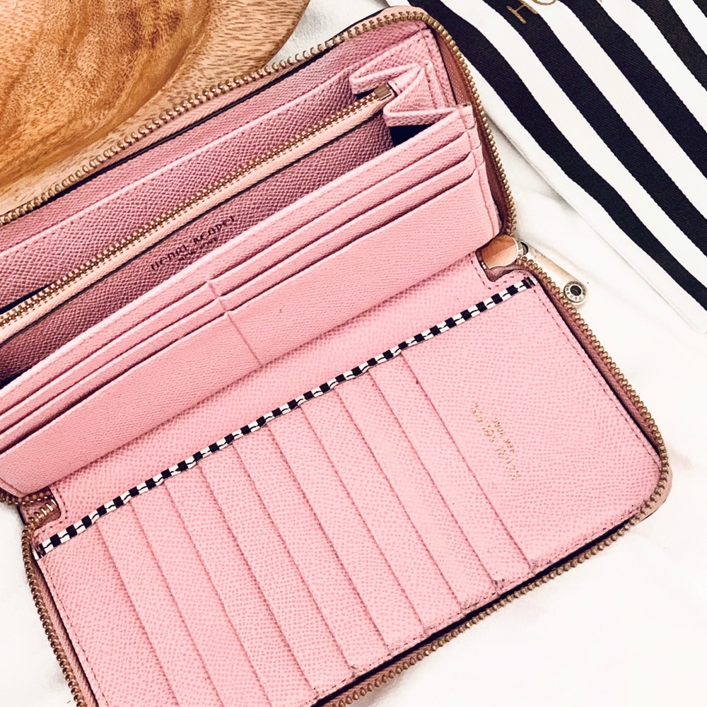 Henri Bendel Wallet - Picture 4 of 4